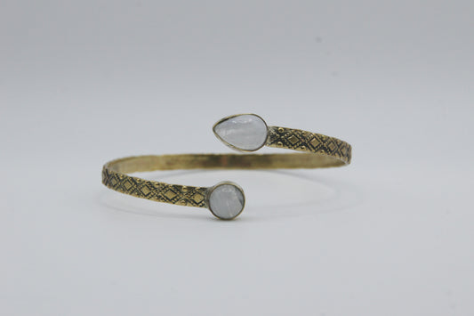 Brazalete Étnico con Piedra Natural