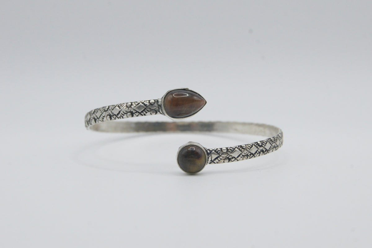 Brazalete de latón - Petra